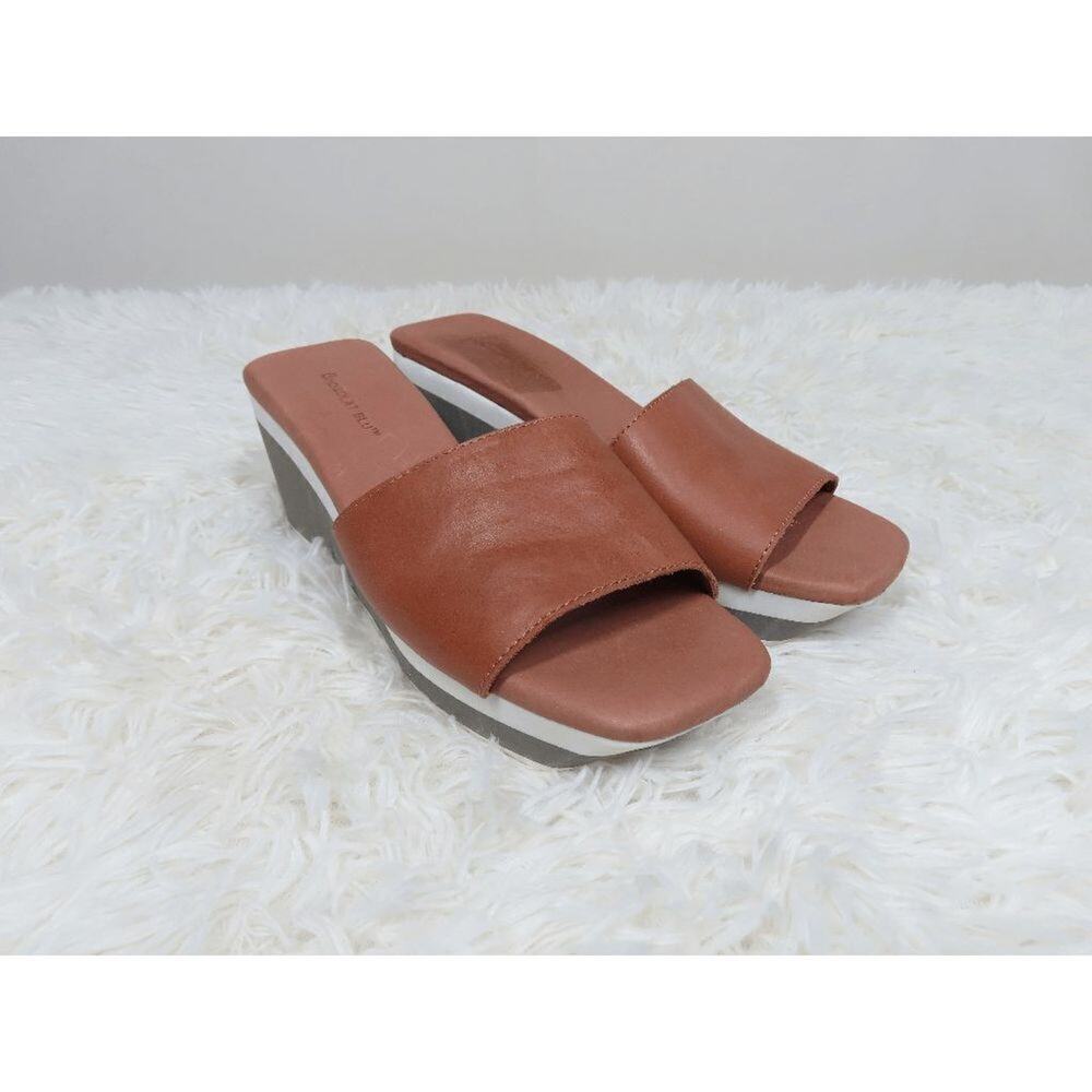 Chocolat Blu Jadine Slide Wedge Sandals Camel Tan Size 39 (8-8.5)
